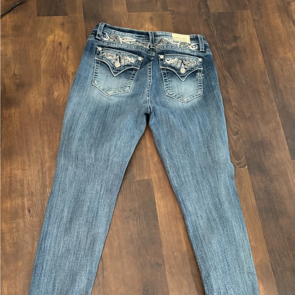 Miss Me Denim - Miss me skinny jeans only worn a few times mid rise size 31 great condition